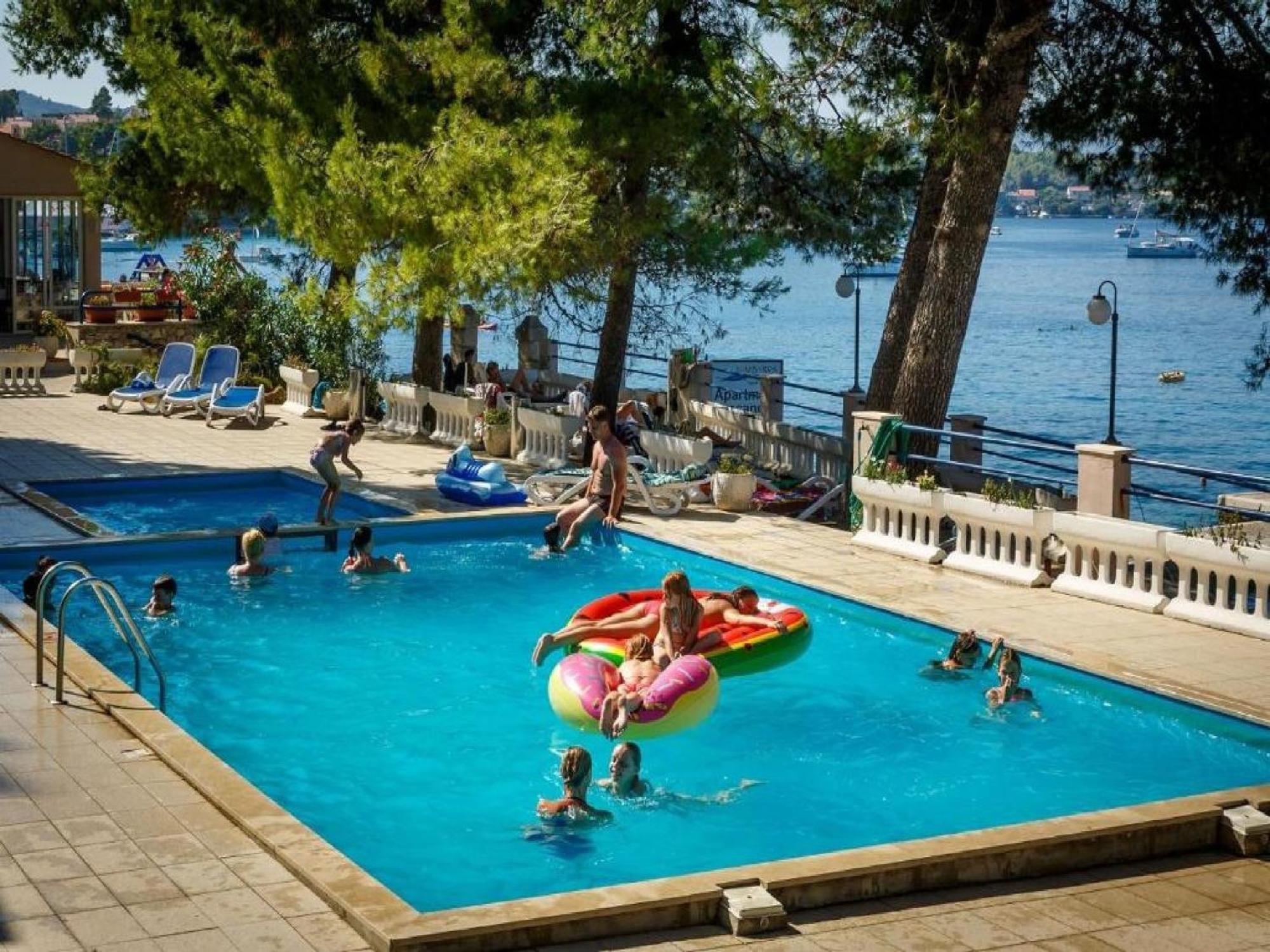 Lumbarda Resort Apartments Dış mekan fotoğraf