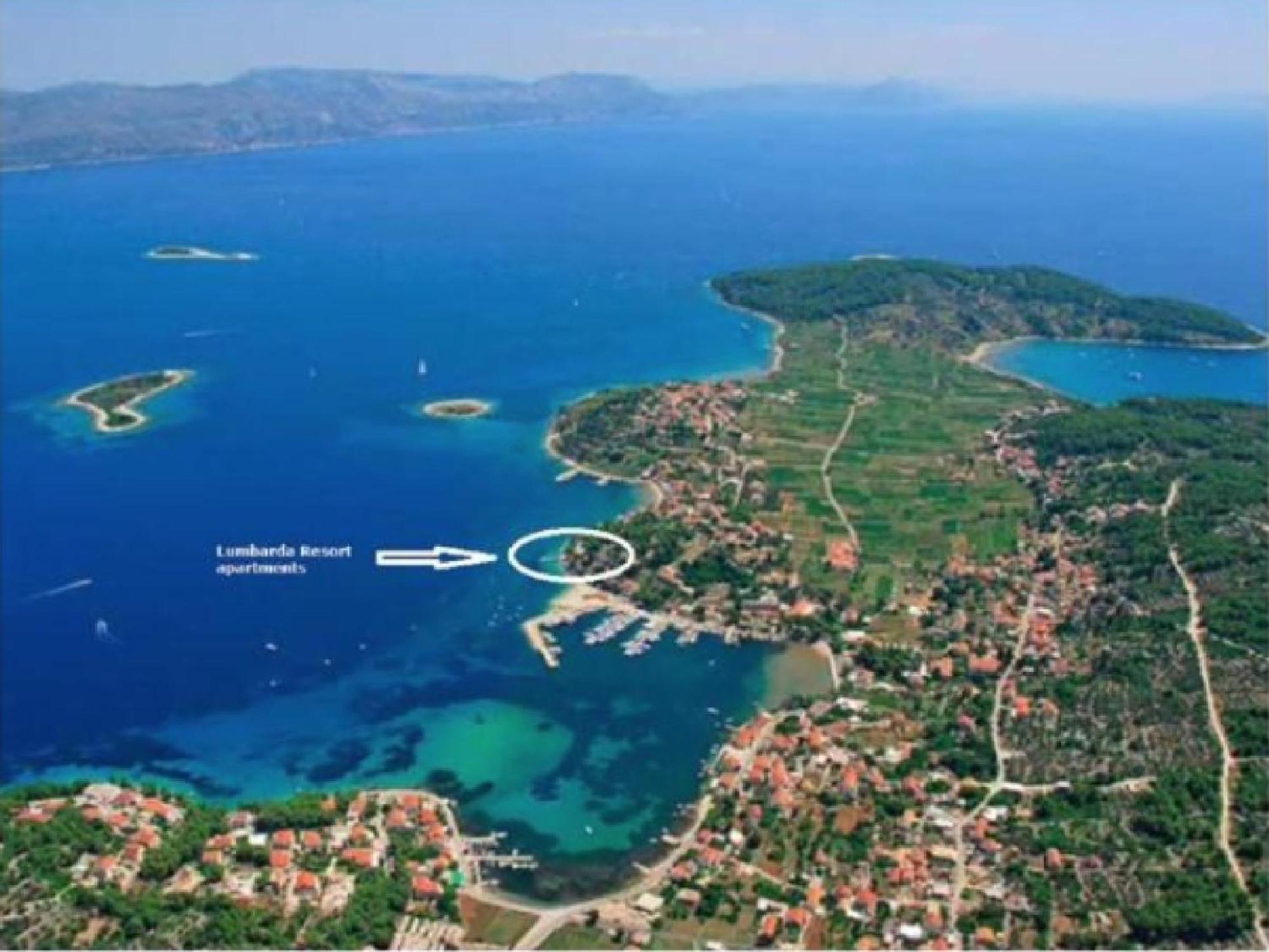 Lumbarda Resort Apartments Oda fotoğraf
